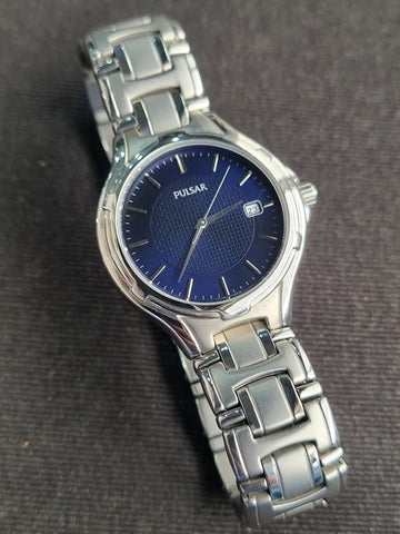 Pulsar Sub Brand Of Seiko Blue dial 35mm Dial Quartz Watch